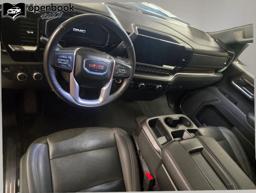 2025 GMC Sierra 1500 Crew Cab SLT Pickup 4D 5 3/4 ft thumbnail 9
