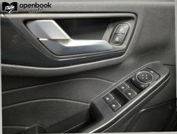 2025 Ford Escape ST-Line Sport Utility 4D thumbnail 10