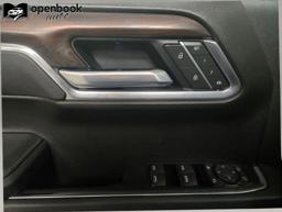 2025 GMC Sierra 1500 Crew Cab SLT Pickup 4D 5 3/4 ft thumbnail 10