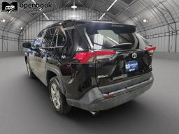 2025 Toyota RAV4 XLE Sport Utility 4D thumbnail 7