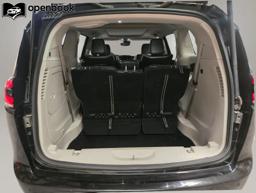 2023 Chrysler Pacifica Hybrid Limited Van 4D thumbnail 19