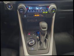 2025 Toyota RAV4 Hybrid XLE Sport Utility 4D thumbnail 12