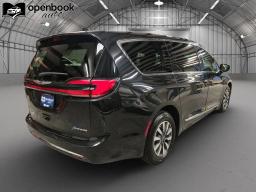 2023 Chrysler Pacifica Hybrid Limited Van 4D thumbnail 5