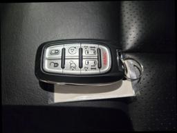 2023 Chrysler Pacifica Touring L Van 4D thumbnail 21