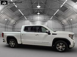 2025 GMC Sierra 1500 Crew Cab SLT Pickup 4D 5 3/4 ft thumbnail 4