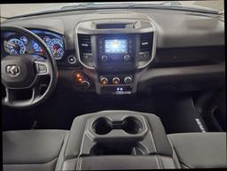 2020 Ram 1500 Quad Cab Big Horn Pickup 4D 6 1/3 ft thumbnail 17