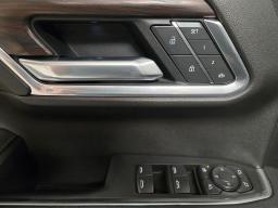 2025 GMC Sierra 1500 Crew Cab SLT Pickup 4D 5 3/4 ft thumbnail 10