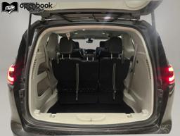 2023 Chrysler Pacifica Touring L Van 4D thumbnail 20