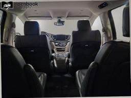 2023 Chrysler Pacifica Touring L Van 4D thumbnail 19