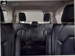 2023 Chrysler Pacifica Touring L Van 4D thumbnail 18