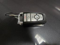 2024 Ford Mustang EcoBoost Premium Convertible 2D thumbnail 21