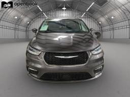 2023 Chrysler Pacifica Touring L Van 4D thumbnail 2