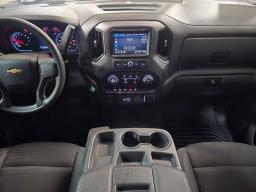 2023 Chevrolet Silverado 1500 Crew Cab Custom Pickup 4D 5 3/4 ft thumbnail 17