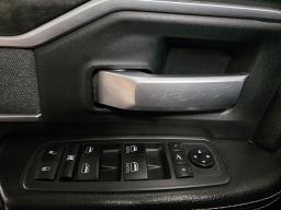 2020 Ram 3500 Crew Cab Big Horn Pickup 4D 8 ft thumbnail 10