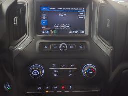 2023 Chevrolet Silverado 1500 Crew Cab Custom Pickup 4D 5 3/4 ft thumbnail 13