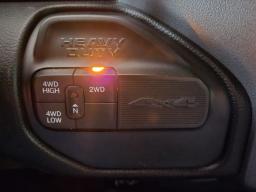 2020 Ram 3500 Crew Cab Big Horn Pickup 4D 8 ft thumbnail 15