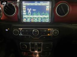 2023 Jeep Gladiator Rubicon Pickup 4D 5 ft thumbnail 12