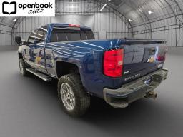 2015 Chevrolet Silverado 2500 HD Crew Cab High Country Pickup 4D 6 1/2 ft thumbnail 7