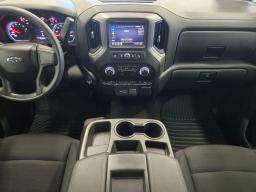 2023 Chevrolet Silverado 1500 Crew Cab Custom Trail Boss Pickup 4D 5 3/4 ft thumbnail 18