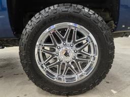 2015 Chevrolet Silverado 2500 HD Crew Cab High Country Pickup 4D 6 1/2 ft thumbnail 21