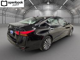 2025 Nissan Altima 2.5 SV Sedan 4D thumbnail 5