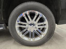 2018 Cadillac Escalade Sport Utility 4D thumbnail 22