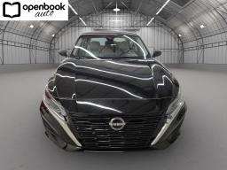 2025 Nissan Altima 2.5 SV Sedan 4D thumbnail 2