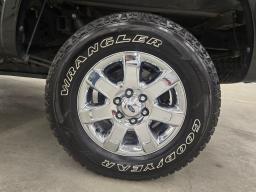 2014 Ford F150 SuperCrew Cab Lariat Pickup 4D 5 1/2 ft thumbnail 19