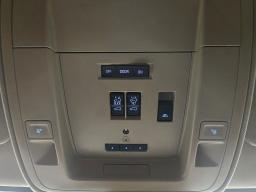 2015 Chevrolet Silverado 2500 HD Crew Cab High Country Pickup 4D 6 1/2 ft thumbnail 15