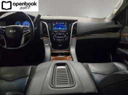 2018 Cadillac Escalade Sport Utility 4D thumbnail 18