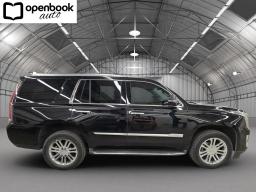 2018 Cadillac Escalade Sport Utility 4D thumbnail 4
