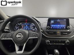 2024 Nissan Altima 2.5 SV Sedan 4D thumbnail 13
