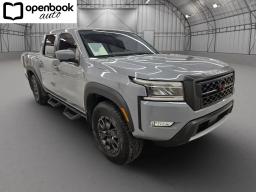 2024 Nissan Frontier Crew Cab PRO-4X Pickup 4D 5 ft thumbnail 3