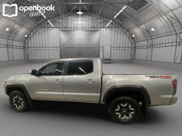 2022 Toyota Tacoma Double Cab TRD Off-Road Pickup 4D 5 ft thumbnail 1