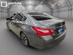 2017 Nissan Altima 2.5 SV (2017.5) Sedan 4D thumbnail 7