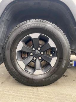 2019 Ram 1500 Crew Cab Rebel Pickup 4D 5 1/2 ft thumbnail 22