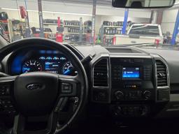 2015 Ford F150 SuperCrew Cab XLT Pickup 4D 5 1/2 ft thumbnail 16