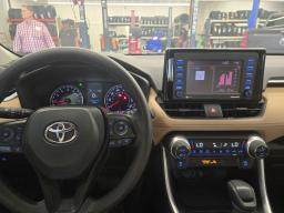 2021 Toyota RAV4 XLE Sport Utility 4D thumbnail 15