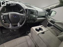 2015 Ford F150 SuperCrew Cab XLT Pickup 4D 5 1/2 ft thumbnail 10
