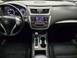 2017 Nissan Altima 2.5 SV (2017.5) Sedan 4D thumbnail 16