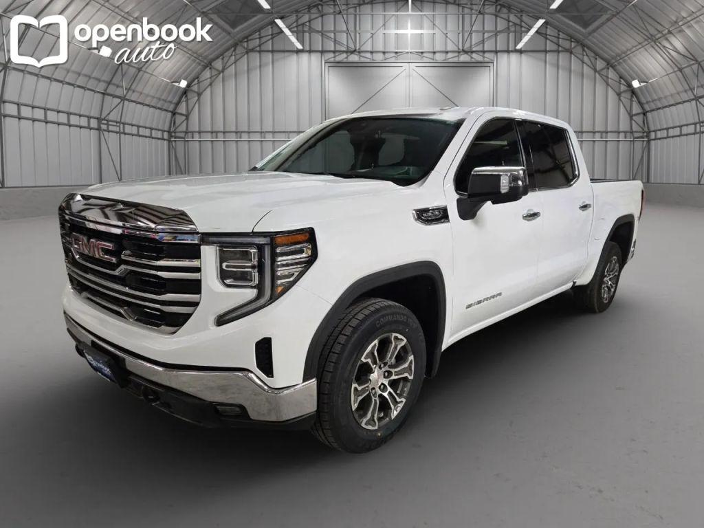 2025 GMC Sierra 1500 Crew Cab SLT Pickup 4D 5 3/4 ft