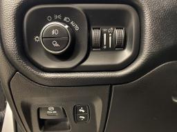 2019 Ram 1500 Crew Cab Rebel Pickup 4D 5 1/2 ft thumbnail 11