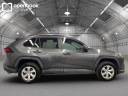 2019 Toyota RAV4 LE Sport Utility 4D thumbnail 5