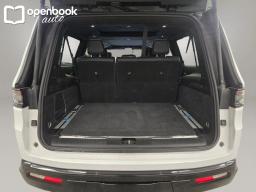 2024 Jeep Grand Wagoneer L Series II Obsidian Sport Utility 4D thumbnail 24