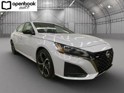 2024 Nissan Altima 2.5 SR Sedan 4D thumbnail 4