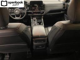 2025 Nissan Pathfinder SL Sport Utility 4D thumbnail 15