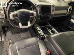 2017 Ford F250 Super Duty Crew Cab Lariat Pickup 4D 6 3/4 ft thumbnail 10