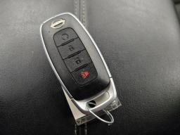 2024 Nissan Pathfinder SV Sport Utility 4D thumbnail 17