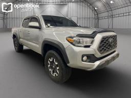 2022 Toyota Tacoma Double Cab TRD Off-Road Pickup 4D 5 ft thumbnail 4
