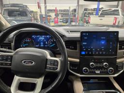 2024 Ford Expedition MAX Limited Sport Utility 4D thumbnail 15